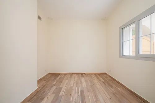 3 Bedrooms Villa in Al Reem 3