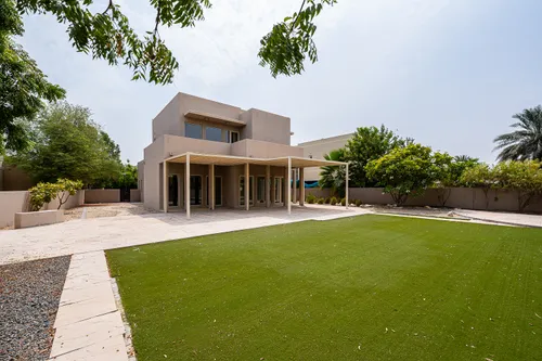 3 Bedrooms Villa in Saheel 1