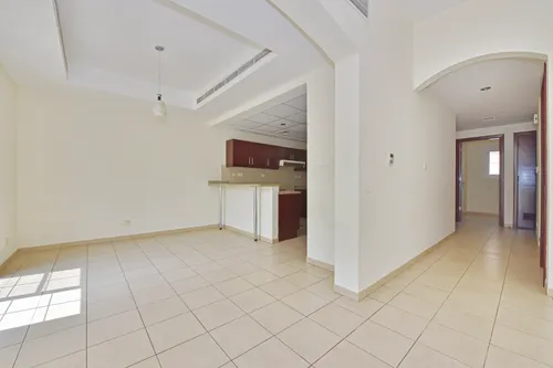 3 Bedrooms Villa in Al Reem 3