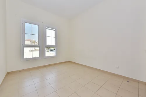 3 Bedrooms Villa in Al Reem 3