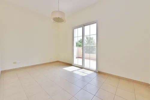 3 Bedrooms Villa in Al Reem 3