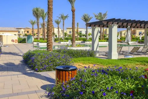 3 Bedrooms Villa in Mira 5