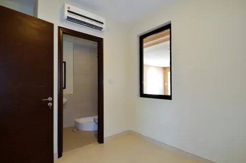 3 Bedrooms Villa in Mira 5