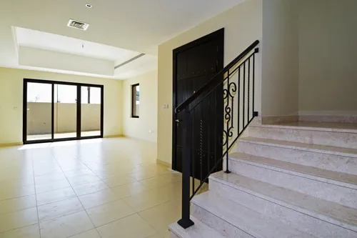 3 Bedrooms Villa in Mira 5