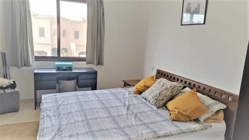 3 Bedrooms Villa in Mira 5