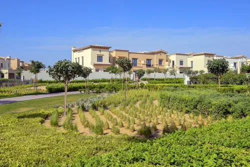 3 Bedrooms Villa in Mira 5