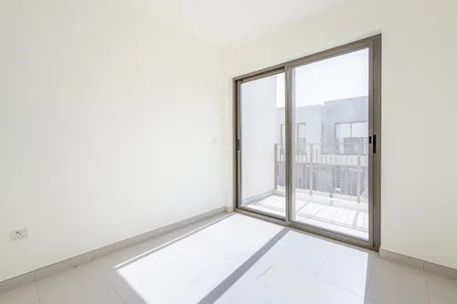 3 Bedrooms Villa in Parkside 3