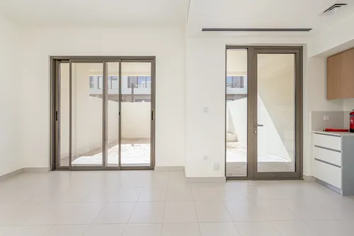 3 Bedrooms Villa in Parkside 3