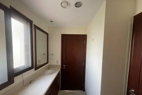 4 Bedrooms Villa in Samara