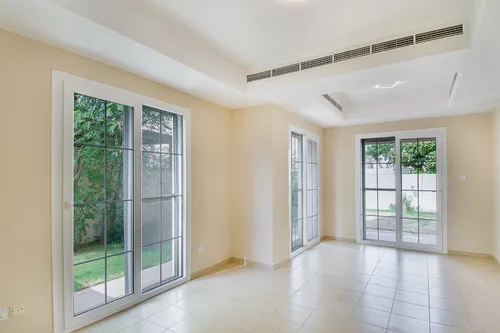 Multiple Cheques Accepted | Landscaped | Type 4M