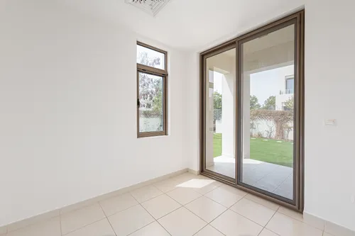 4 Bedrooms Villa in Mira Oasis 1