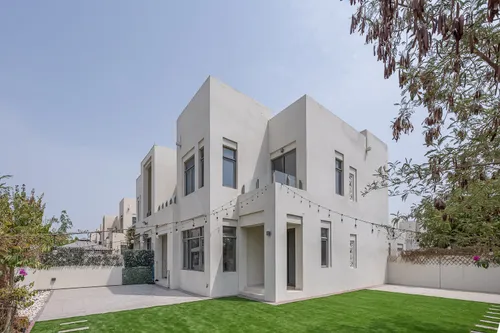 4 Bedrooms Villa in Mira Oasis 1