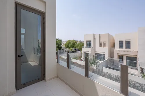 4 Bedrooms Villa in Mira Oasis 1