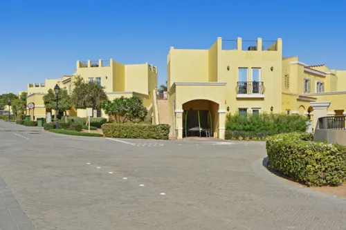 2 Bedrooms Villa in Al Waha Villas