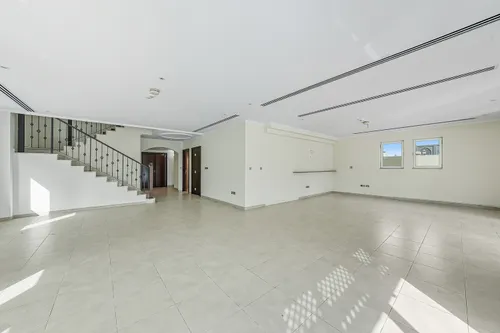 Regional Large | 4 Bed Plus Study | Vastu