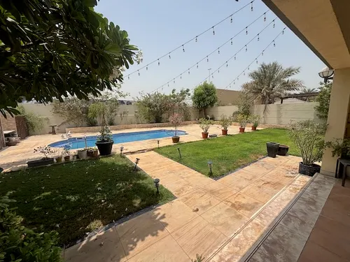 4 Bedrooms Villa in Regional