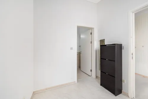 5 Bedrooms Villa in Meadows 9