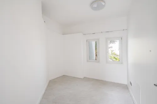 5 Bedrooms Villa in Meadows 9