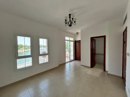 3 Bedrooms Villa in Al Reem 3