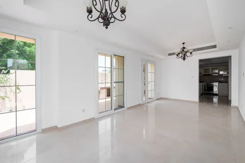 3 Bedrooms Villa in Al Reem 3