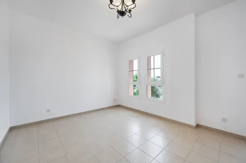 3 Bedrooms Villa in Al Reem 3