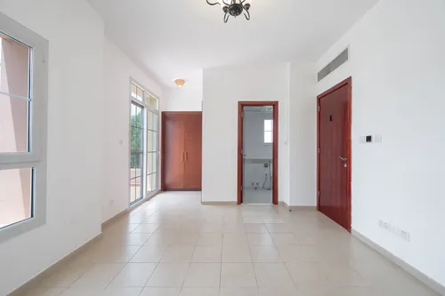 3 Bedrooms Villa in Al Reem 3