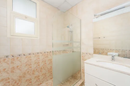 4 Bedrooms Villa in Hacienda