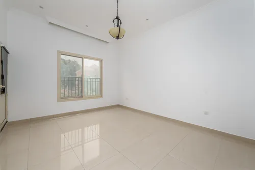 4 Bedrooms Villa in Hacienda
