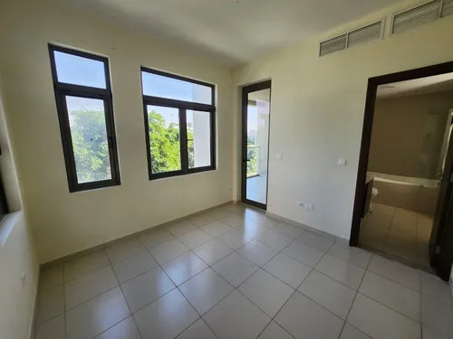 3 Bedrooms Villa in Mira Oasis 1