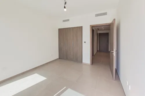 3 Bedrooms Villa in Elan