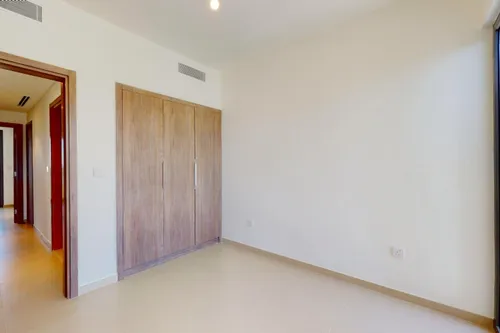 3 Bedrooms Villa in Elan