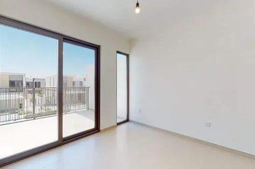 3 Bedrooms Villa in Elan