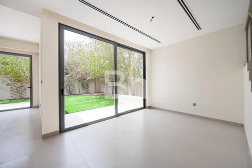 Must See | Large Plot | High-End Finishing