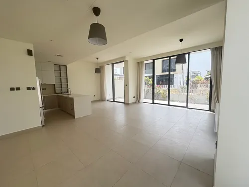 3 Bedrooms Villa in Golf Grove