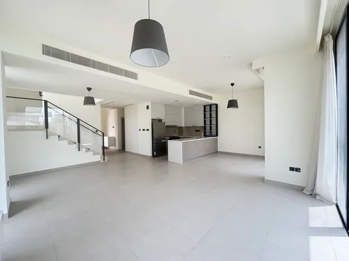 3 Bedrooms Villa in Golf Grove
