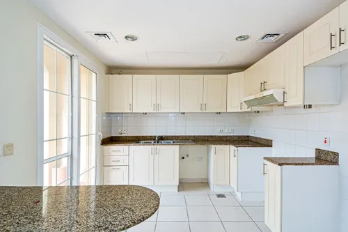 3 Bedrooms Villa in Springs 3