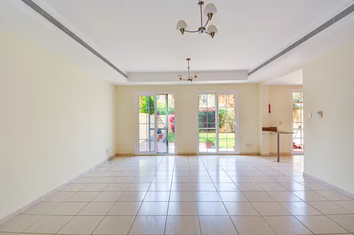 3 Bedrooms Villa in Springs 3