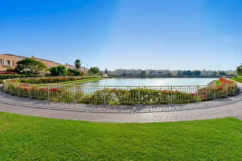 3 Bedrooms Villa in Springs 3