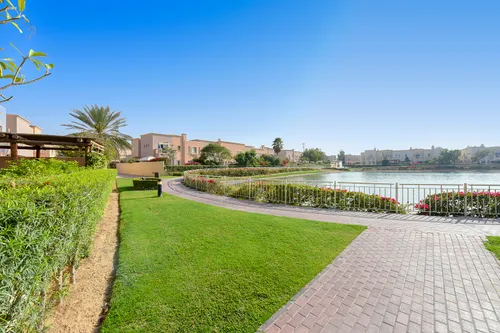 3 Bedrooms Villa in Springs 3