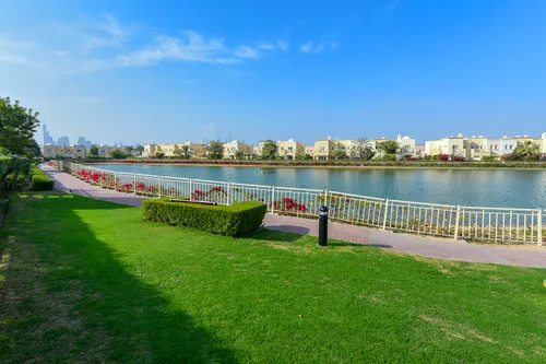 3 Bedrooms Villa in Springs 3