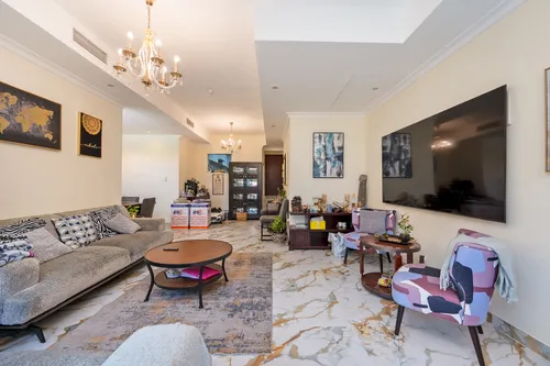 Corner | Furnished | Upgraded | Vacating 1st Aug