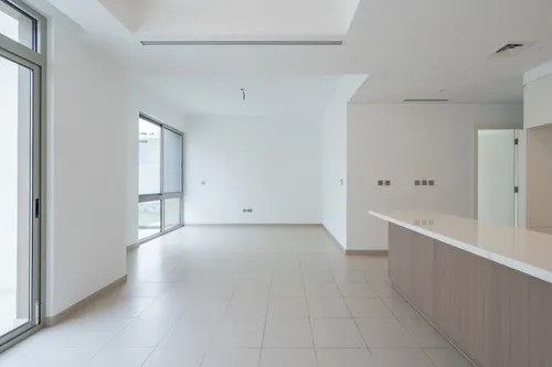 End Unit | 4 Bedrooms | Maids | Close To Rps