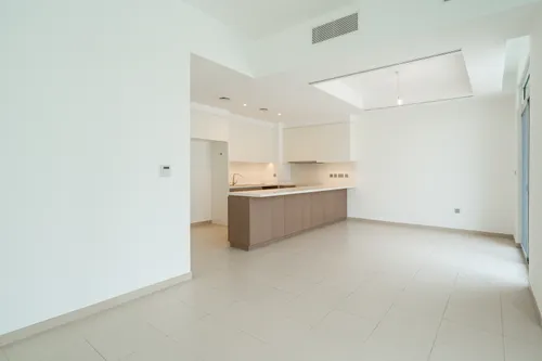 4 Bedrooms Villa in Reem Community