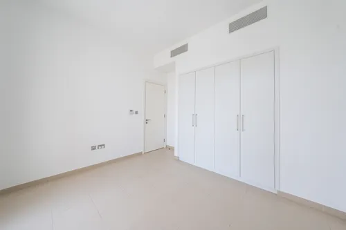 4 Bedrooms Villa in Reem Community