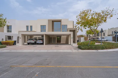 End Unit | 4 Bedrooms | Maids | Close To Rps