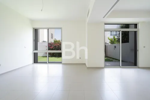 4 Bedrooms Villa in Reem Community