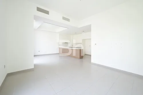 4 Bedrooms Villa in Reem Community