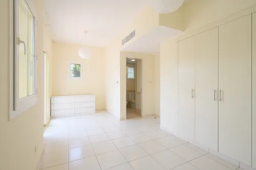 3 Bedrooms Villa in Springs 15
