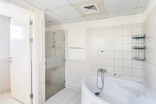 3 Bedrooms Villa in Meadows 9