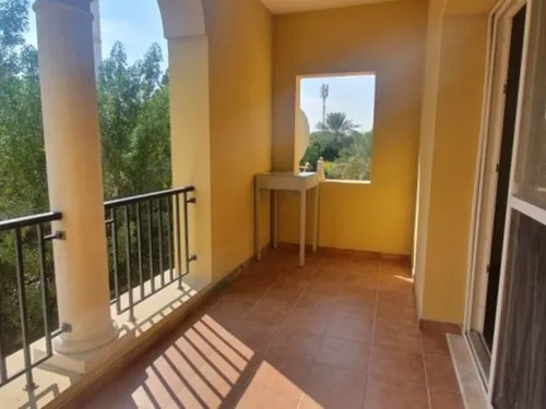 2 Bedrooms Villa in Palmera 1